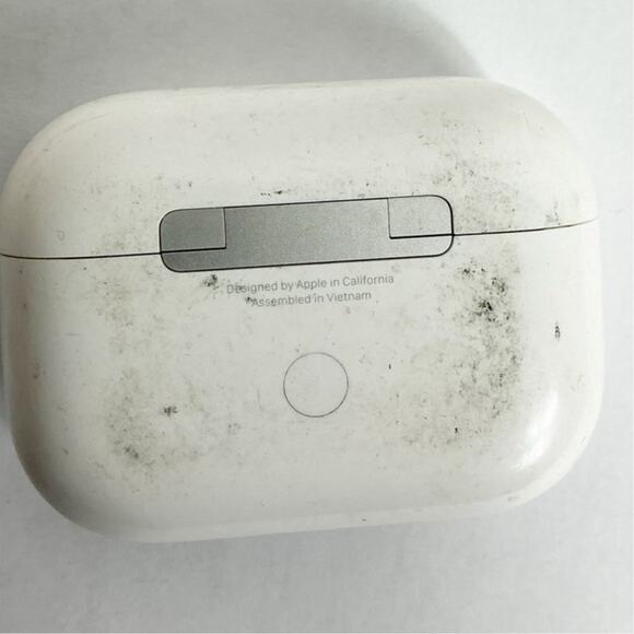 Apple Airpods Pro 1st Generation Model A2084 (For Parts/Repair) As Is - Picture 3 of 9